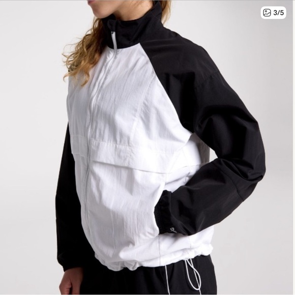 DSG - NWT - XL - Black and White Women's Jacket - Picture 2 of 9